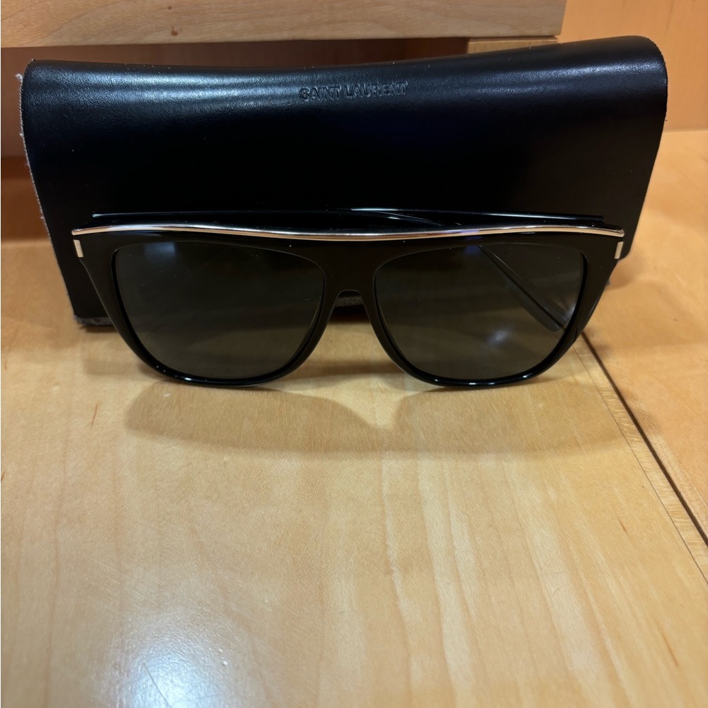 Beautiful Saint Laurent glasses.